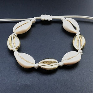 Hot Sale Handmade Natural Seashell Hand Knit Bracelet Shells Bracelets Women Accessories Beaded Strand Bracelet